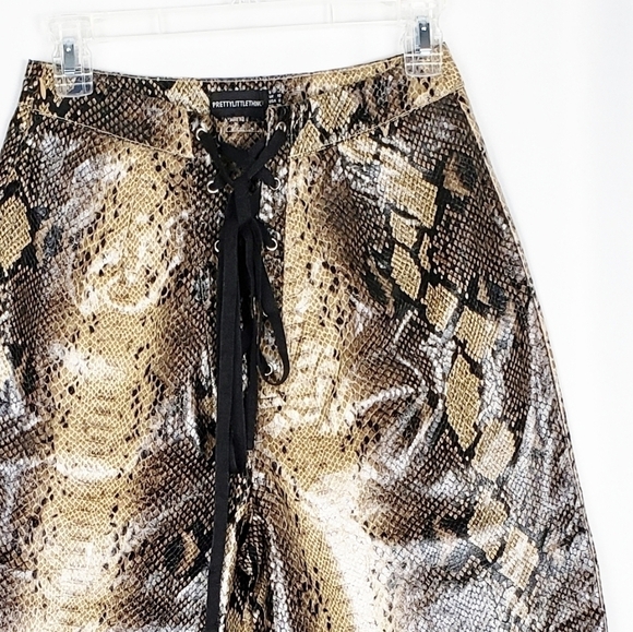PRETTYLITTLETHING snakeskin culotte pants - Picture 2 of 7